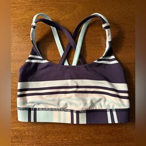 Lululemon sports bra